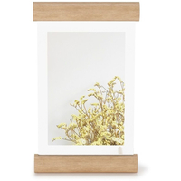 Umbra Scroll freistehender Tischbilderrahmen - natural - 23x10x14 cm