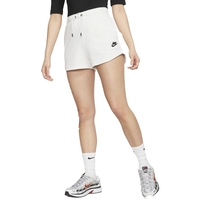 Nike Sportswear Essential Shorts