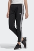 Adidas - Eng geschnittene SS-Trackpants für Damen in Schwarz mit weißen Streifen - FM3323