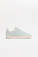 Adidas - Gazelle Sneaker in flauschigem,  Blasstürkiesn Obermaterial für Damen - EE5548
