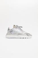 Adidas - Reflective Nite Jogger in Kristallwhite mit angenehm weicher Boost Sohle - EE5855