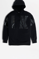 Nike - Fleece Hoodie in Schwarz mit Rießen-Logo Druck auf der Brust - CQ0242-011