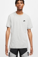 Nike - Graues T-Shirt mit Logo auf der Brust - AR4997-064