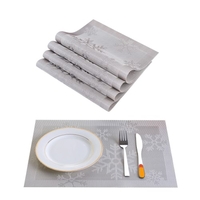 12 * 18 Zoll PVC Hitzebeständiges gewebtes Tischset Fleck-beständiges rutschfestes waschbares Speisetisch-Matten Tischsets für Weihnachten - Satz von 4 Kamel