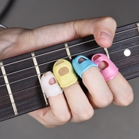12 stücke Guitar Fingertip Protektoren Silikon Fingerschutz für Ukulele Elektrische / Akustische Gitarre Bass