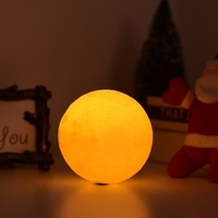 3 Farben Kreative Mond Lampe 3D Gedruckt Mond Lampe LED Nachtlicht 12 cm / 4, 7 zoll mit Ständer für Kinder Mädchen Geburtstag Thanksgiving Weihnachtsgeschenke