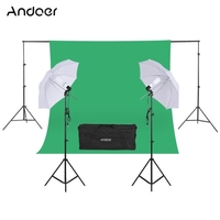 Andoer Fotografie Kit 2 * 3m Hintergrund Stand 1.8 * 2.7m Grün Muslin Hintergrund 2Pcs 135W 5500K Weiß Daylight Glühlampen mit 2 Swivel Steckdosen 2Pcs 33 "White Soft Light Umbrella 2Pcs Licht für Fotostudio Ständer