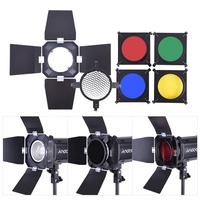 Andoer MD-300 900W (300W * 3) Studio Strobe-Blitz-Licht-Kit mit Licht-Standplatz Softbox Lambency Unbrella Stall-Tür-Flash-Trigger-Tragetasche für Video Drehort und Portraitfotografie