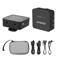 Andoer One-Trigger-One 2, 4-G-Funkmikrofonsystem (1 Sender + 1 Empfänger) Ansteckmikrofon Max. 30 m effektive Reichweite mit 3, 5-mm-TRS- und TRRS-Audiokabel für Smartphone-Kamera-Camcorder Vlog Live-Streaming-Interview