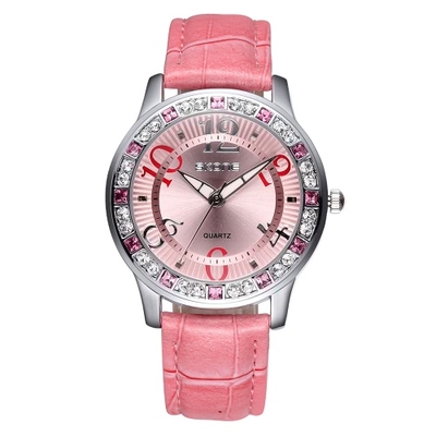 Jahrgang qualitativ
hochwertige Mode Quarz
Armbanduhr Bling-Bling Strass
eingebettet Frauen elegante
Uhren