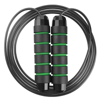 Verstellbares kugelgelagertes Springseil Springseil mit Anti-Rutsch-Griff und Metallgewicht Aerobic-Übungen Fitness-Speed-Seil für Männer und Frauen