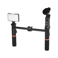 ViewFlex VF-H7 Smartphone Videorekorder Dual-Handheld-Metall-Grip-Stabilisator-Kit mit Fernbedienung / Dimmbare LED-Licht / Mikrofon für iPhone 6 6s Plus für Samsung Galaxy S8 + S8 Hinweis 3 Huawei