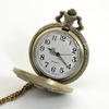 Vintage Bronze eingraviert Männer Pocket Watch antiken Herren Quarzuhr mit Anhänger Kette Weihnachten Vaters Day Geschenk