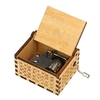 Vintage Holz Thema Song Music Box Hand betrieben geschnitzte Gravur Musik Fall kreative Kinder Spielzeug Festival präsentiert Geburtstagsgeschenke für Kinder