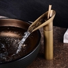 Vintage-Stil Wasserfall Wasserhahn Waschbecken Wasserhahn Messing Becken Wasserhahn Hohe Einhebelmischbatterie Warm- und Kaltwassermischer Waschtischarmatur mit 2 Schläuchen
