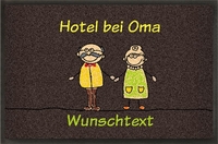 Bedruckte Fußmatte Hotel bei Oma mit Wunschtext