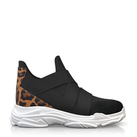 Dehnbare Sneakers mit Chunky Sole 10565