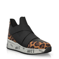 Dehnbare Sneakers mit Chunky Sole 25828