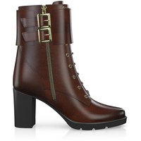 Der Schnürhalbstiefel 1758