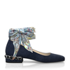 Schuhe mit Schmuckabsatz 13745