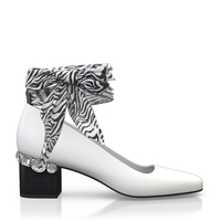 Schuhe mit Schmuckabsatz 14621