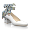 Schuhe mit Schmuckabsatz 14627