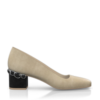 Schuhe mit Schmuckabsatz 8431