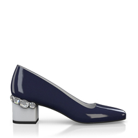 Schuhe mit Schmuckabsatz 8440