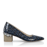 Schuhe mit Schmuckabsatz 8446