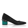 Schuhe mit Schmuckabsatz 8458