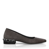 Schuhe mit Schmuckabsatz 8495
