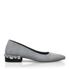 Schuhe mit Schmuckabsatz 8503