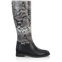 Stiefel mit verstecktem Absatz 13502