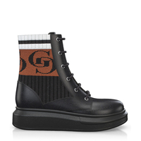 Stiefeletten mit robuster Sohle 10183
