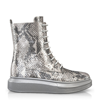 Stiefeletten mit robuster Sohle 10264