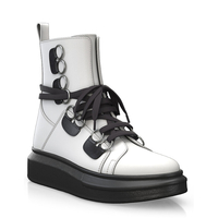 Stiefeletten mit robuster Sohle 26233
