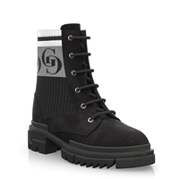 Stiefeletten mit robuster Sohle 8043