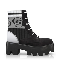 Stiefeletten mit robuster Sohle 8108