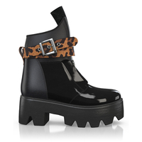 Stiefeletten mit robuster Sohle 8246