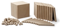 Mathematischer Würfel aus Recyclingmaterial,  121 Teile