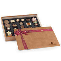 Chocoliscious Deluxe - Muttertag - 17 Pralinen,  4 Kekse,  4 Schokoblumen