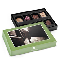 ChocoPostcard Mini - Grün - 8 Pralinen in einer Foto-Schachtel
