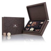 First Selection Midi - Pralinen & Schokolade - Schokoladentafel,  4 Pralinen und Schokosnacks