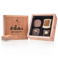 Merry Elegance Mini - Pralinen ohne Alkohol - 4 alkoholfreie Pralinen im Holzkästchen