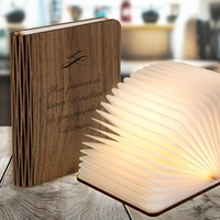 Buchleuchte mit Personalisierung