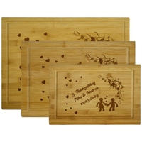 Holzbrettchen - Liebespaar mit Personalisierung