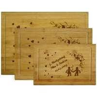 Holzbrettchen - Liebespaar mit Personalisierung