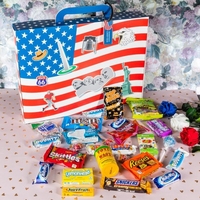 USA Süßigkeiten Box mit Namen auf Kofferanhänger
