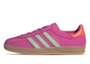 Adidas Gazelle Indoor Sneaker für Damen Semi Lucid Fuchsia / Semi Green Spark / Signal Coral