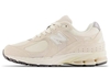 New Balance M2002RCC Sneaker für Unisex Calm Taupe / Angora